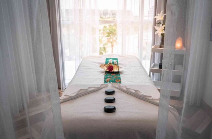 The Top 4 Reasons to Opt for Hot Stone Massage Therapy